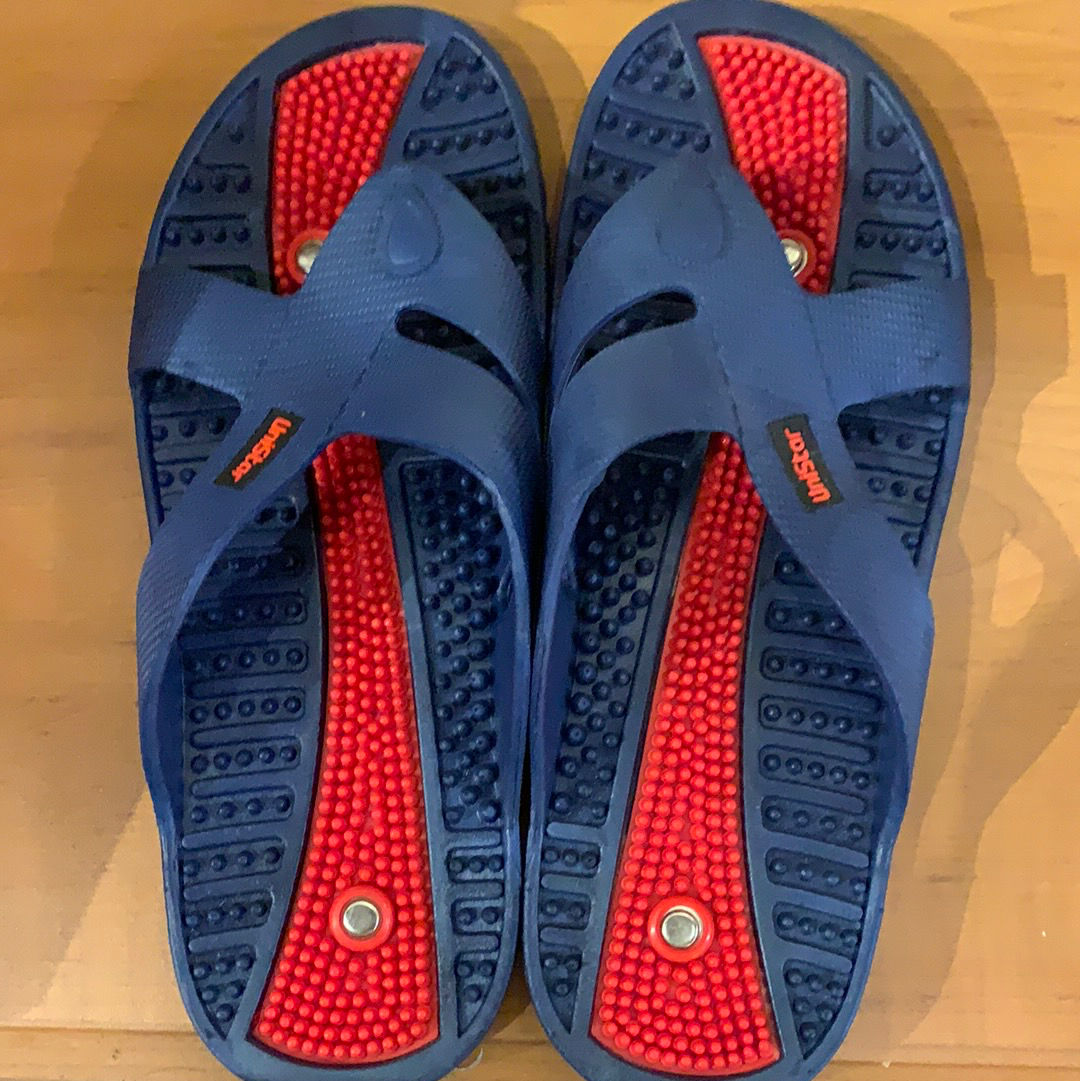 Cross slipper